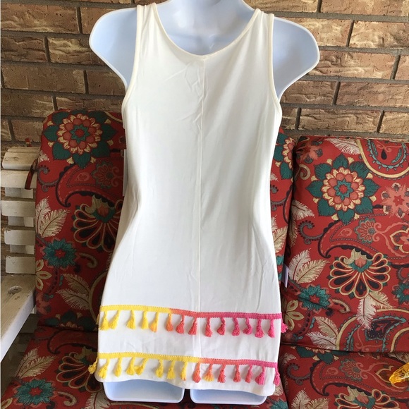 Tank Top with Tassel Trim sz S NWT - Picture 3 of 3